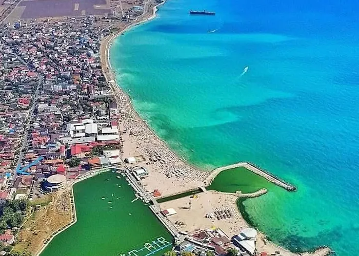 Blue Paradise * 科斯蒂内什蒂